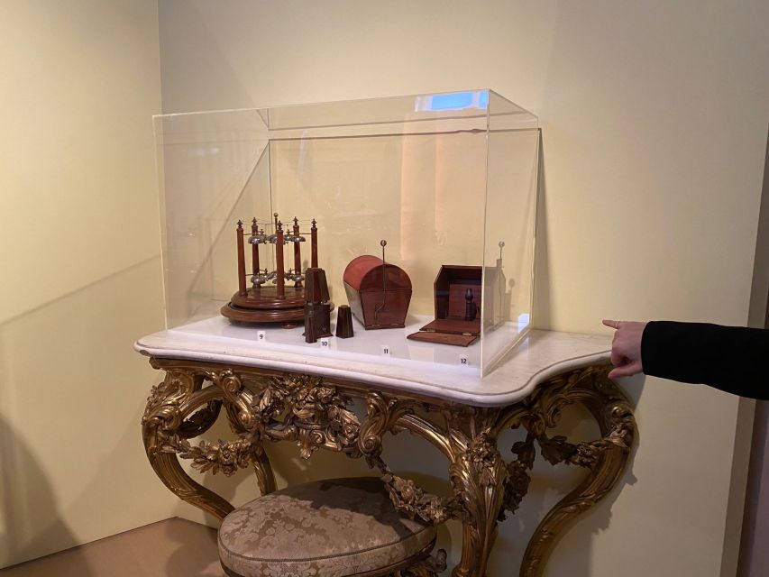 Florence: Private Astronomical Tour of the Museo Galileo - Measuring time, space, and temperature: the science of everyday precision