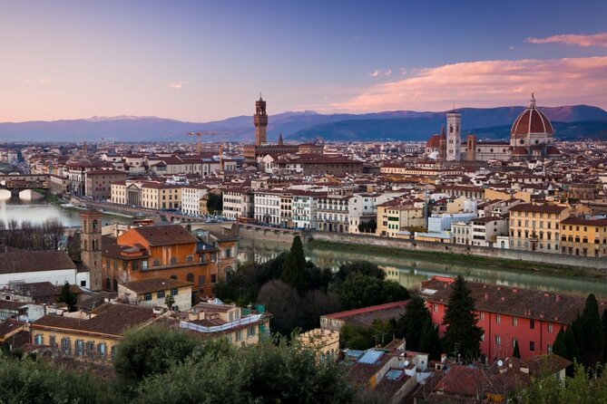 Florence private city car Tour by Mercedes Car with driver - Stop 4: Piazza della Repubblica for elegant people-watching