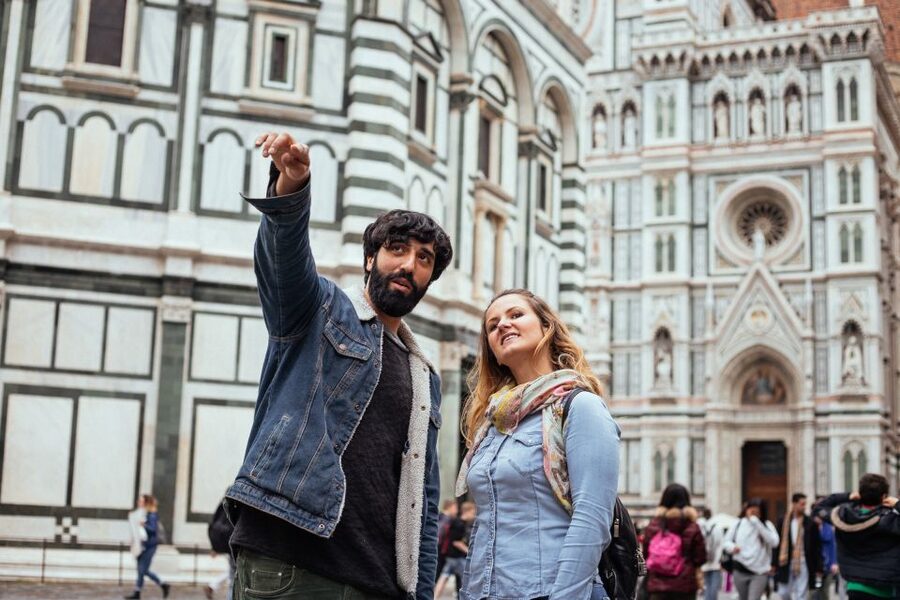Florence: Private Food Tour – 10 Tastings with Locals - Piazza Santo Spirito and Ponte Vecchio: Sights That Don’t Distract From Eating