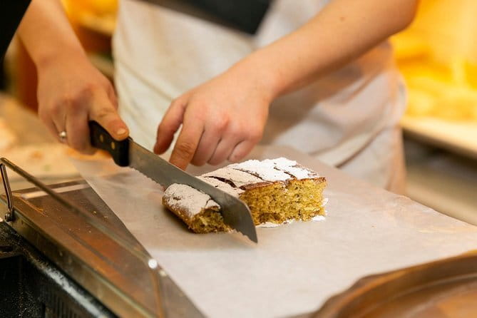 Florence Private Food Tour of 10+Tastings with Cheeses & Wines - The tastings you’ll actually get (and what to watch for)