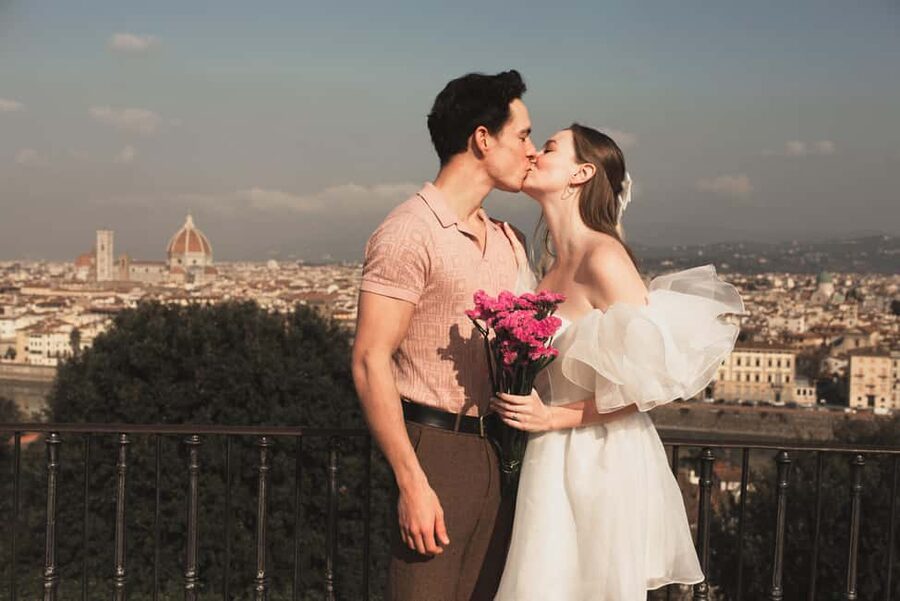 Florence: Private Photoshoot at Piazzale Michelangelo - Photos in Under 48 Hours: Why the Fast Delivery Is Great Value