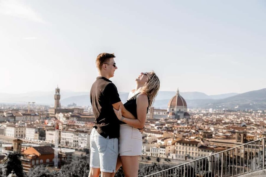 Florence: Private Photoshoot at Piazzale Michelangelo - Best Uses: Engagements, Family Portraits, and People Who Don’t Love Cameras