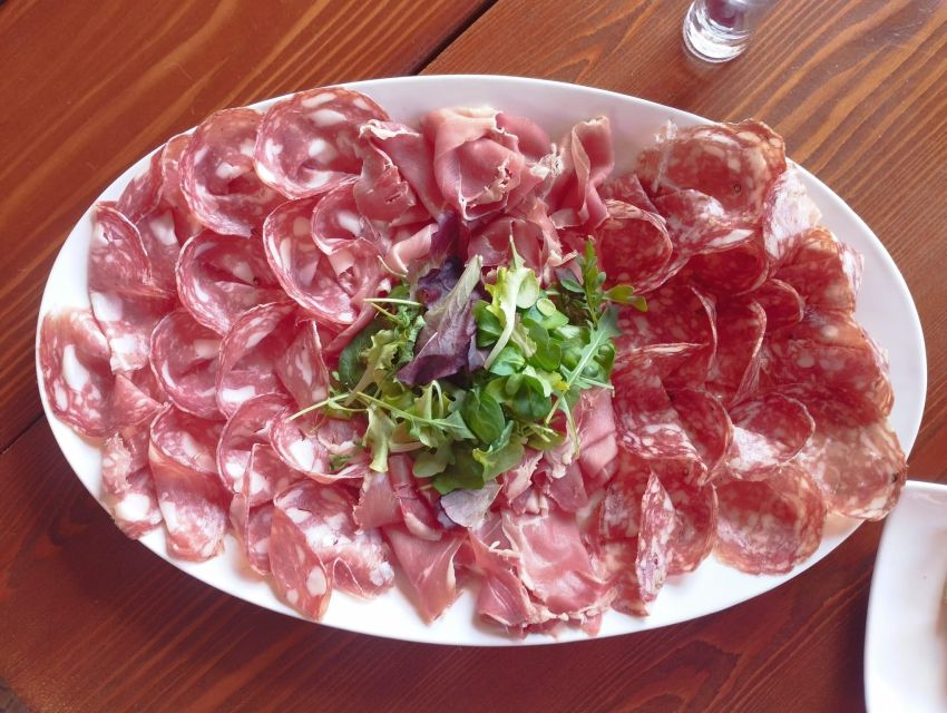 Florence: Private Vintage Fiat500 Countryside & Winery Lunch - The guided winery tour: why the long stop matters