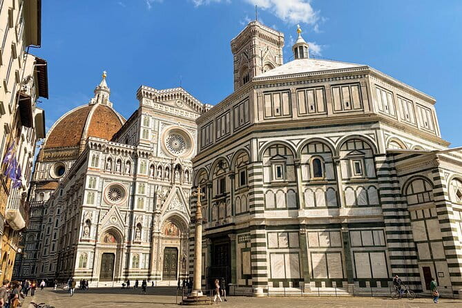 Florence Private Walking Tour - Where the walk starts: Santa Maria Novella and the Dominican story