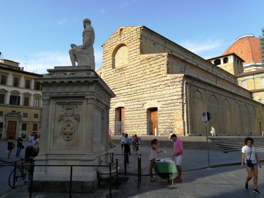 Florence: Private Walking Tour with a Local Guide - Pacing and Practicalities on a 2.5-Hour Stroll
