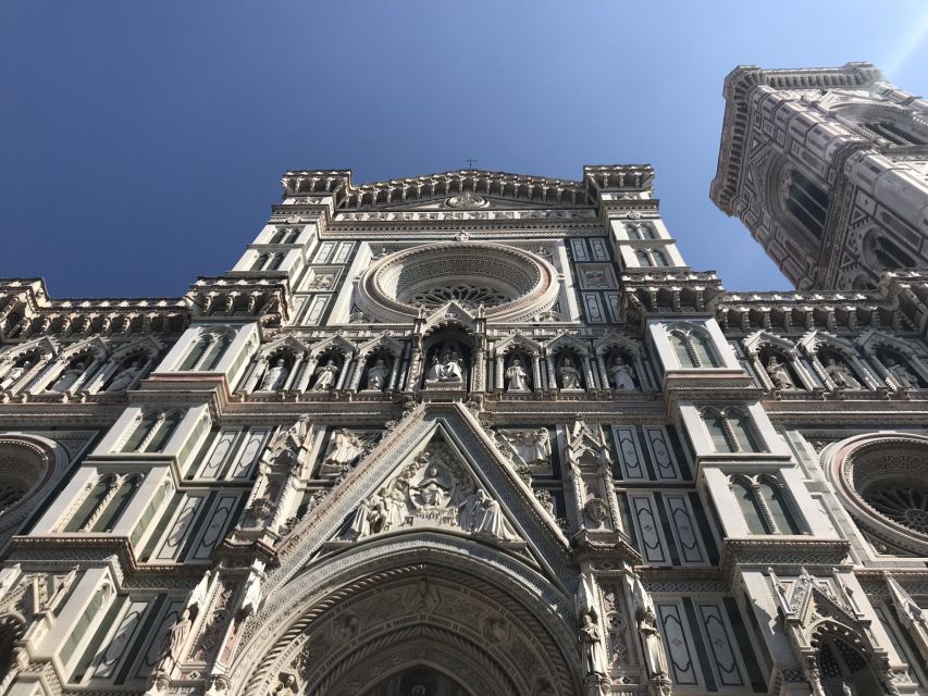 Florence: Renaissance City Walking Tour & wine windows - Ponte Vecchio: jewelry shops aside, the view is the point