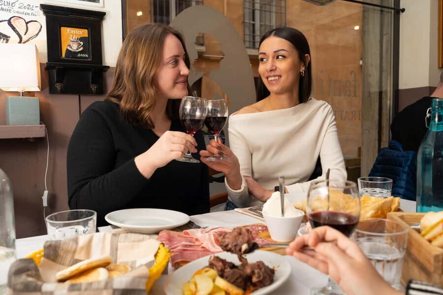 Florence’s Ultimate Food Tour: Full Tuscan Meal with a Local - Street food + regional bites: where the tour stays local