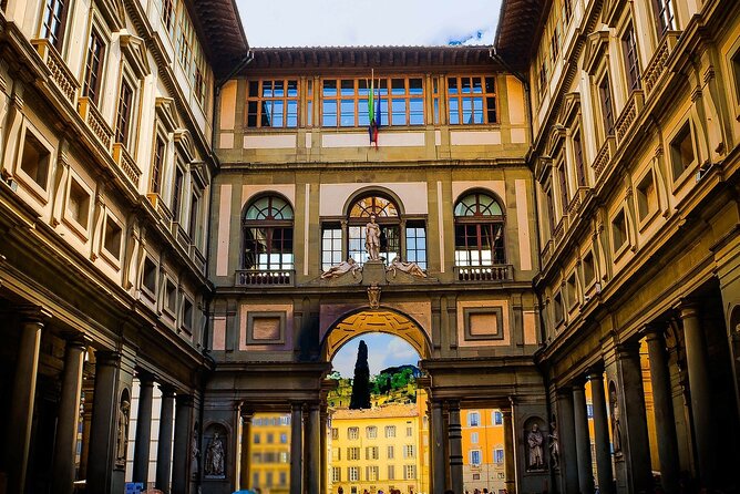Florence’s Vasari Corridor & Uffizi Gallery Guided Tour - Piazza Pitti and the Oltrarno walk: a calmer Florence ending