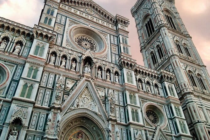 Florence Scavenger Hunt and Highlights Self-Guided Tour - Pause, resume, and take real breaks when you want them