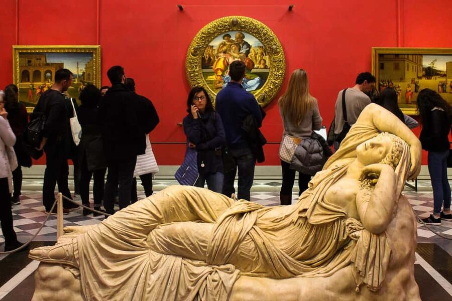 Florence: Semi-Private Uffizi Gallery Guided Tour - Pacing and Small-Group Time: You Don’t Feel Chased