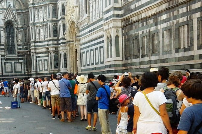 Florence Skip-the-Line Duomo Tour with Guide & Brunelleschi Dome - Marble Studio: seeing restoration up close