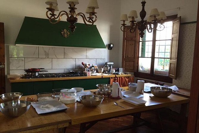 Florence Small-Group Pasta Class with Seasonal Ingredients - Who teaches: Chef Vary and the chef names you might meet