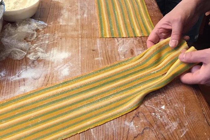 Florence Small-Group Pasta Class with Seasonal Ingredients - Practicalities: timing, smart casual dress, and no heels
