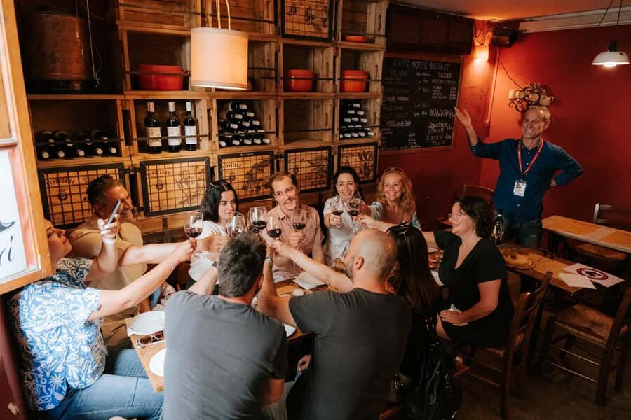 Florence: Small-Group Sunset Food & Wine Tour in Oltrarno - Stop-by-stop: what each location adds to the evening