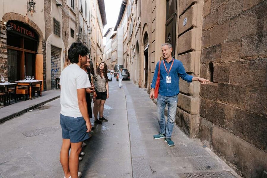 Florence: Small-Group Sunset Food & Wine Tour in Oltrarno - Diet and allergies: what’s possible, what’s off-limits