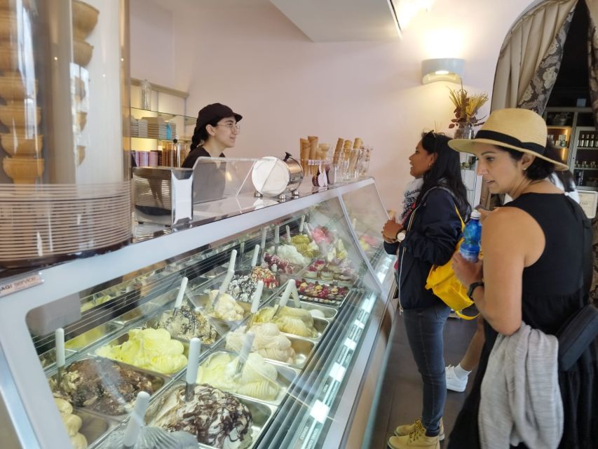 Florence: Street Food Walking Tour with Wine - The Cathedral complex zone: big views with food-fueled stops