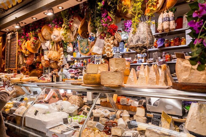 Florence Street Food Walking Tour with wine in Duomo Area - Mercato Centrale and the Food-Story Lesson That Makes Tastings Click