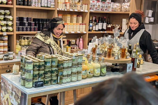 Florence Street Food Walking Tour with Wine in Duomo Area - Duomo-area highlights: seeing the Dome and Battistero without needing special tickets