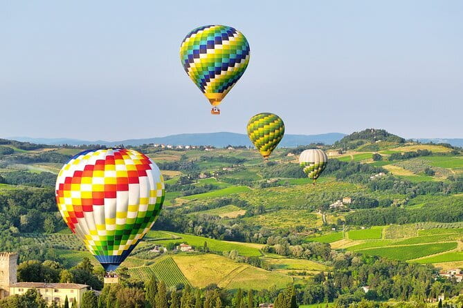 Florence sunset boat cruise - On Board Experience: Prosecco, Guide Energy, and a Calmer Pace
