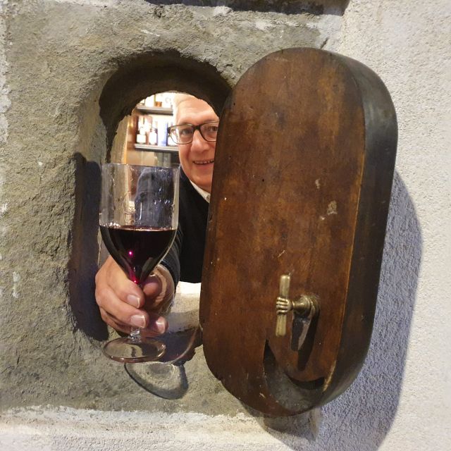 Florence: Sunset Sightseeing Tour and Wine Tasting - Meeting at Ponte Vecchio: The Perfect Place to Begin