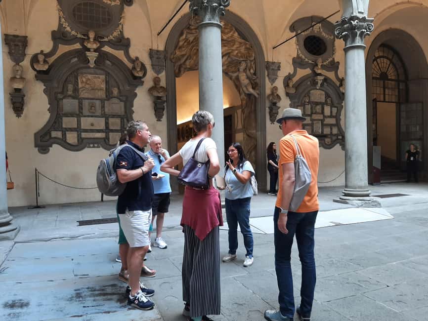 Florence: The Medici Experience Tour - The Chapel of the Magi frescoes: The moment art becomes family history