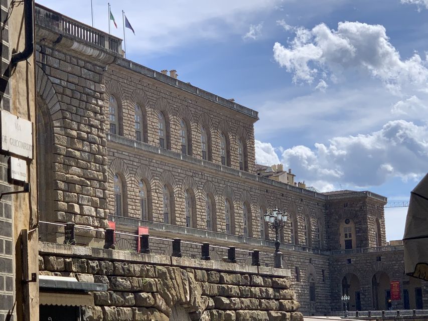 Florence: The Medici Family Guided Walking Tour - Your 90-minute game plan from Via Cavour to the Medici “loop”