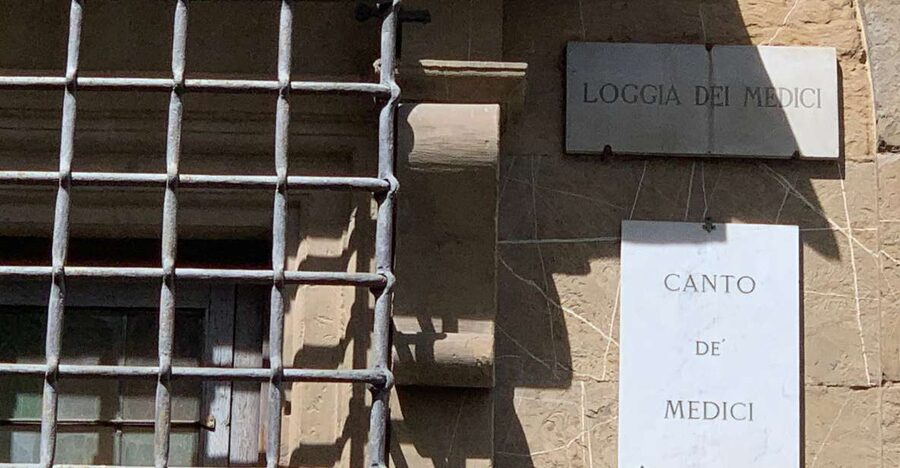 Florence: The Medici Family Guided Walking Tour - Medici Chapel and San Lorenzo: faith, family, and the family image