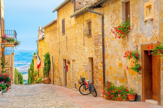 Florence Time Travel Quest: Michelangelo’s Secret Trail - Tickets and museums: what’s included, what’s on you