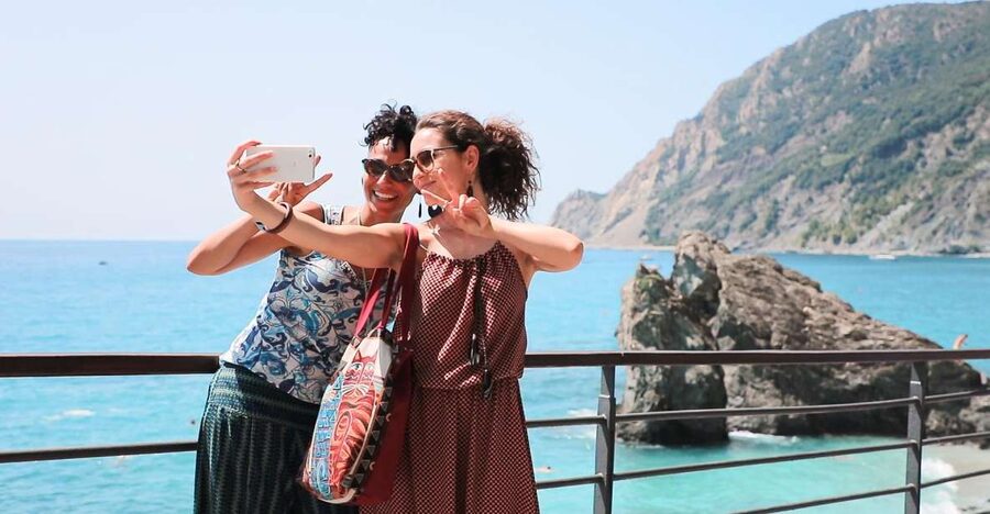 Florence to Cinque Terre: Round-Trip Escorted Journey - Key Points at a Glance