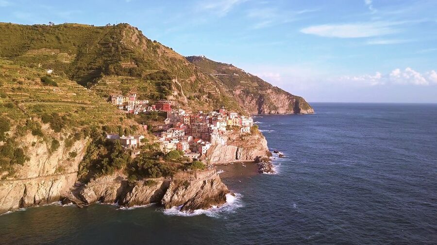 Florence to Cinque Terre: Round-Trip Escorted Journey - Train or Boat Hops: The Best Way to See the Coast
