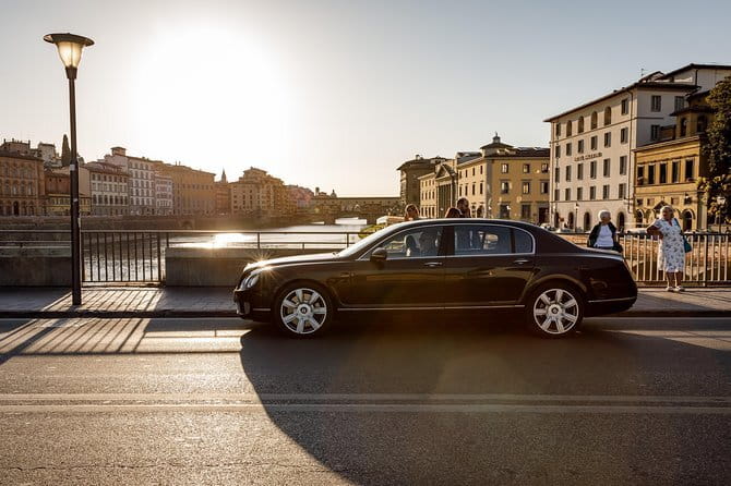 Florence to Pisa Airport Private Transfer - Choosing the right vehicle: Mercedes sedan vs Sprinter/Viano minivan