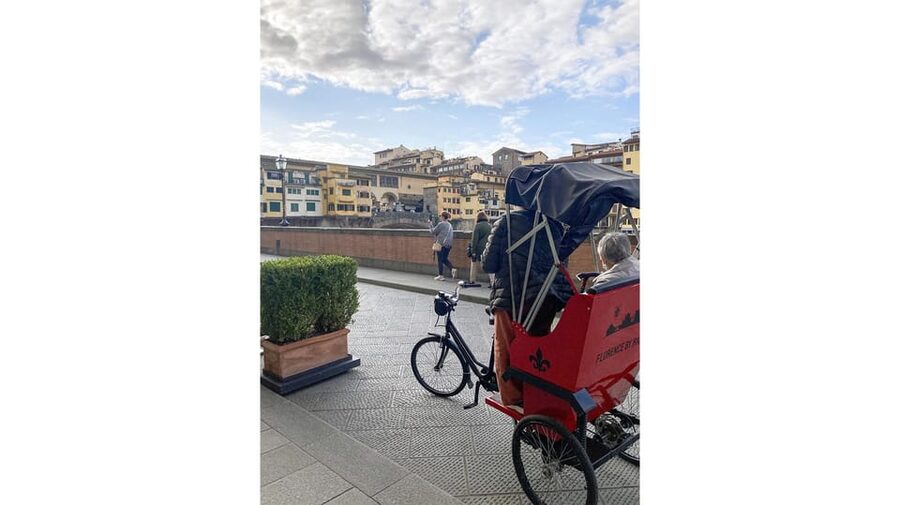 Florence: Tour of Florence by rickshaw - Comfort, languages, and the driver who adapts