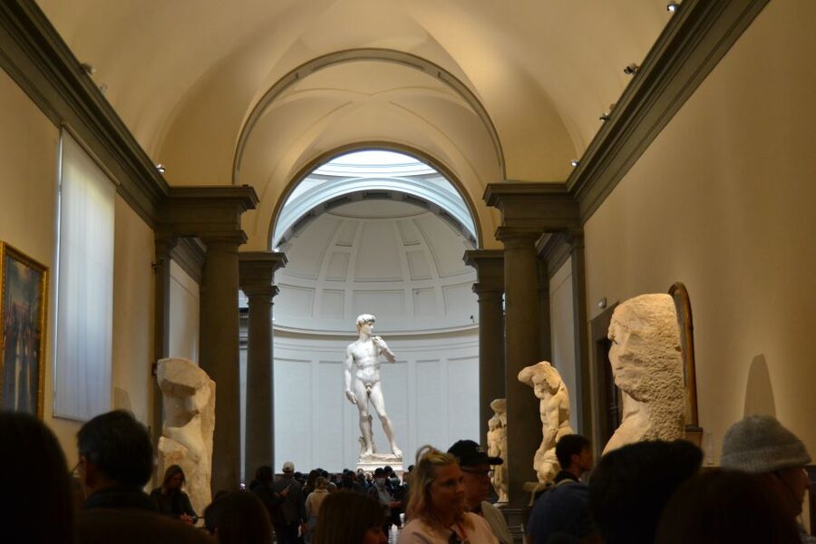 Florence: Tour of Michelangelo's David with Priority Access - Finding the Meeting Point on Via Ricasoli Without Stress