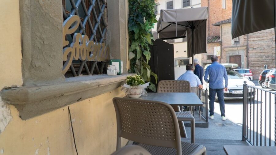 Florence: Truffle Hunting and Vinci with Lunch and Winery - Vinci at sunset: Leonardo’s hometown and the views on the way