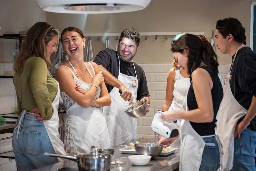 Florence: Tuscan Cooking Course with Dinner - Where the class starts: Via Cavour meeting point