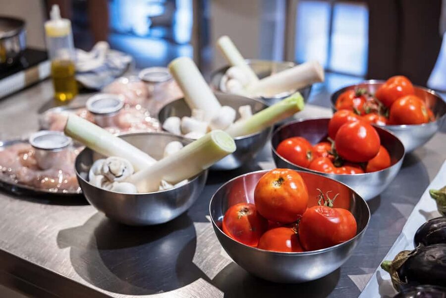 Florence: Tuscan Cooking Course with Dinner - Should you book this Tuscan cooking course in Florence?