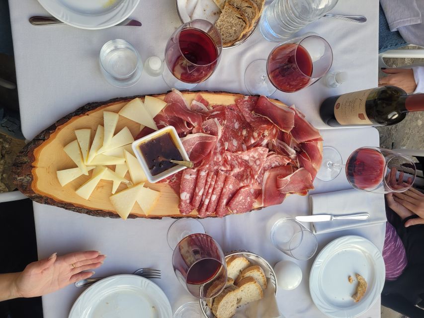 Florence: Tuscany Bike Tour with Wine & Olive Oil - The wine and olive oil stop: where the tastings actually happen