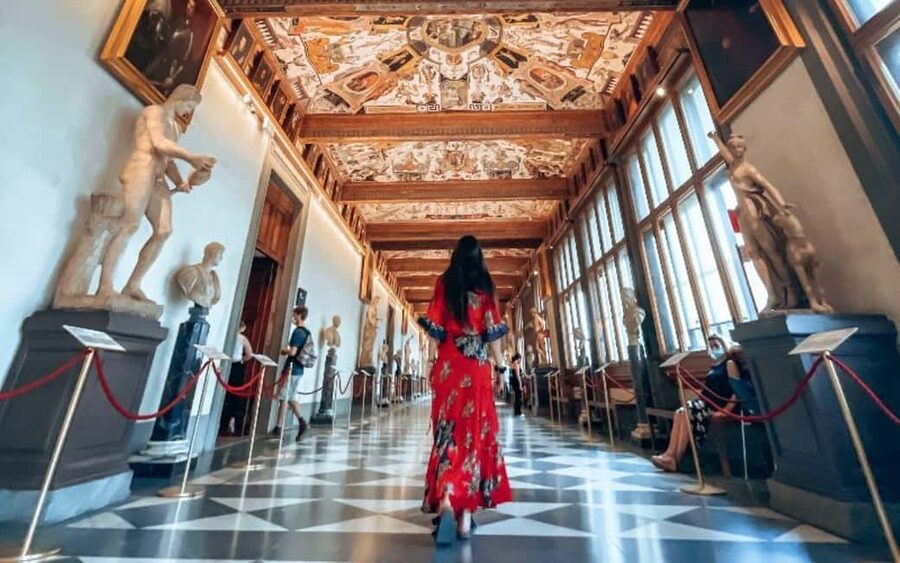 Florence: Uffizi, Accademia & Duomo Guided Tour - Meeting at the Accademia: start where David grabs your attention