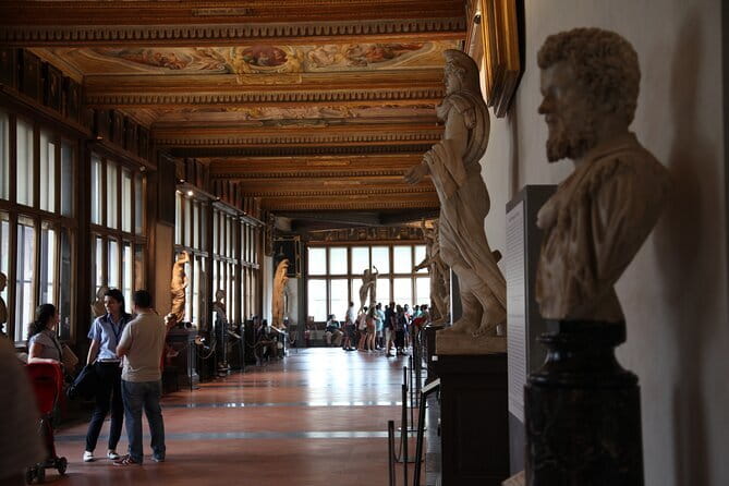 Florence: Uffizi Gallery afternoon & Duomo morning Guided Visits - Uffizi Gallery with a local expert: how to get value from 1.5 hours