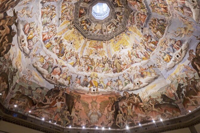 Florence: Uffizi Gallery afternoon & Duomo morning Guided Visits - Museo della Misericordia: a short stop with surprisingly good Cathedral views
