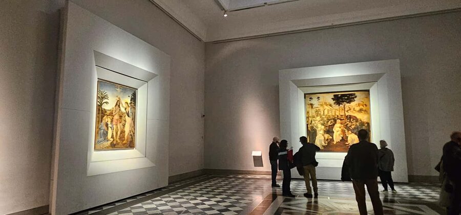 Florence: Uffizi Gallery, Free Museum Day With a Guide - Small Group Size: The Difference Between Listening and Watching