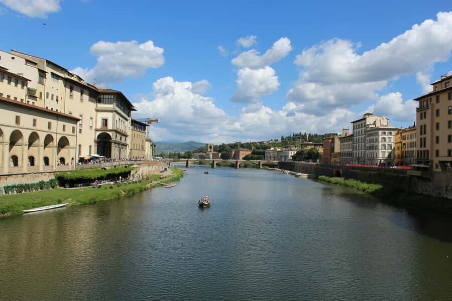 Florence: Uffizi Gallery Guided Tour - Raphael and Titian: how the tour teaches you to read beauty