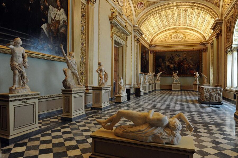 Florence: Uffizi Gallery Priority Entrance and Tour - Meeting Near Piazza della Signoria: Fast Start, Clear Plan