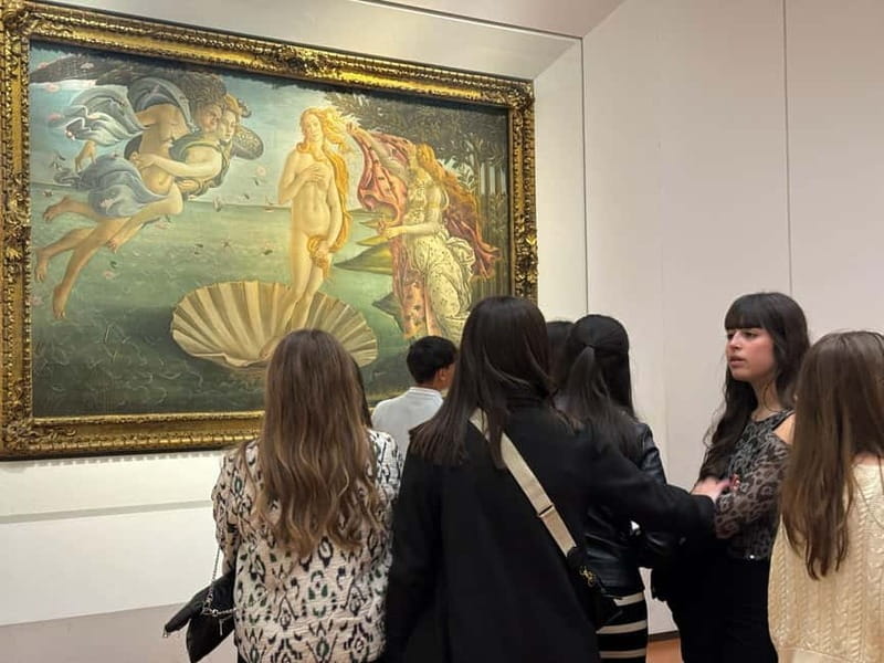 Florence: Uffizi Gallery Timed Entry Ticket & Audio Guide - Meeting your host by Leonardo’s statue (and getting your physical ticket fast)