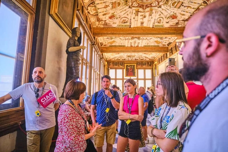 Florence: Uffizi Gallery with Optional Vasari Corridor Tour - Entering the Uffizi Gallery with guidance that connects the art