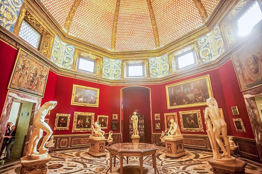 Florence: Uffizi Priority Ticket & Masterpieces Audio App - Who this Uffizi priority audio ticket is best for