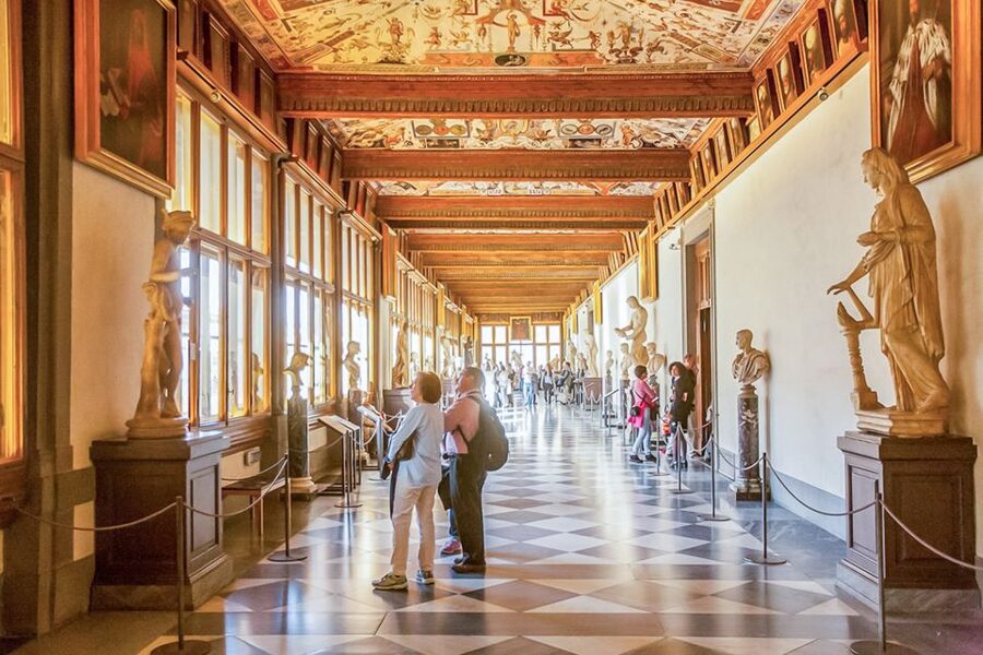 Florence: Uffizi Priority Ticket & Masterpieces Audio App - After the galleries: a quick look at the Vasari Corridor outside