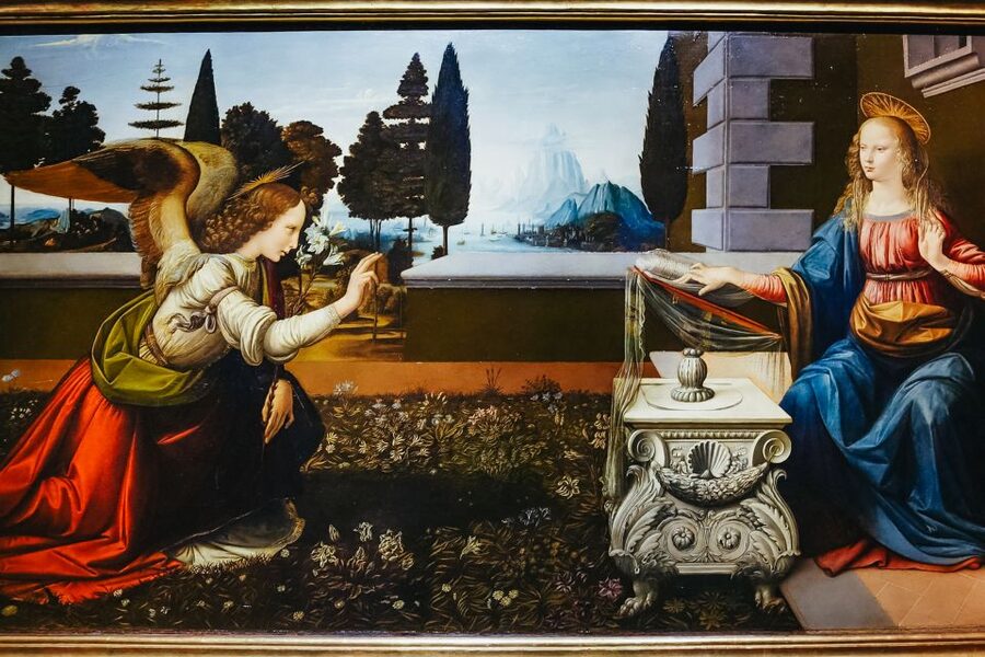 Florence: Uffizi Priority Ticket & Masterpieces Audio App - Meeting the ACCORD hosts: find the yellow vest, then you’re in