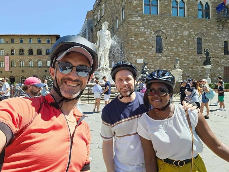 Florence: Untold Small Group Bike Tour - Via de’ Tornabuoni and the Fashion Street Energy