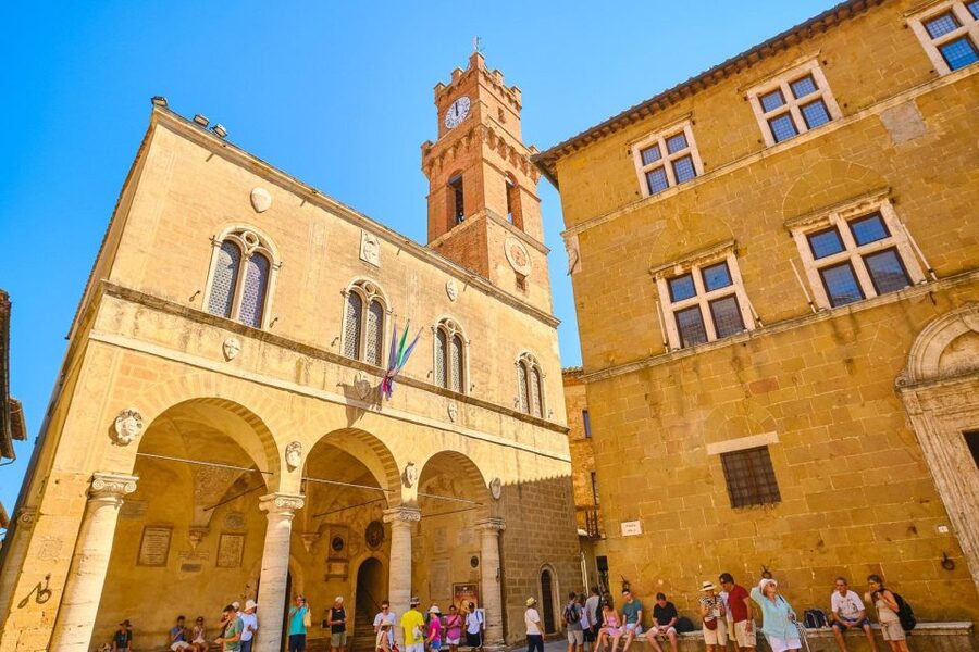 Florence: Val d'Orcia Private Chauffeur-Driven Tour - The medieval fortress stop: the views that make the drive worth it
